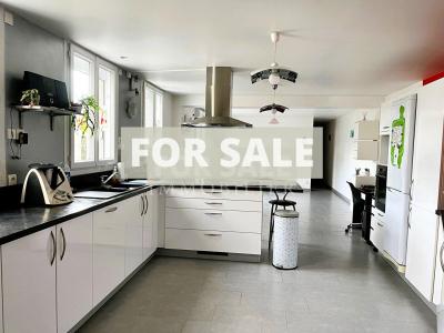 Town House with Neat Garden