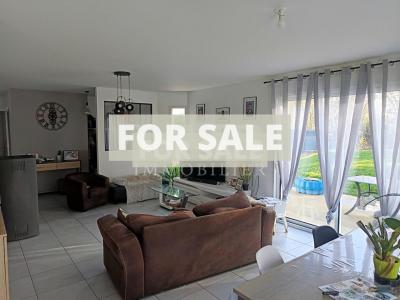 Detached House with Garden