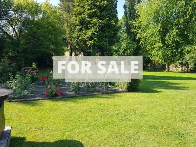 Detached House and a Guest Gite, Lovely Garden