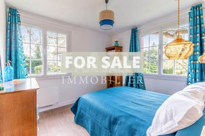 Detached House and a Guest Gite, Lovely Garden