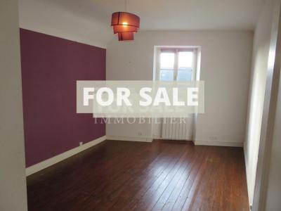 Lovely Town House in Very Good Condition