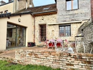 Beautiful Family Home with Garden