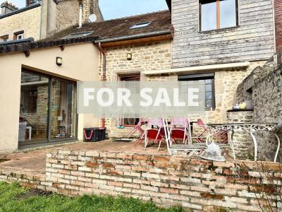 Beautiful Family Home with Garden