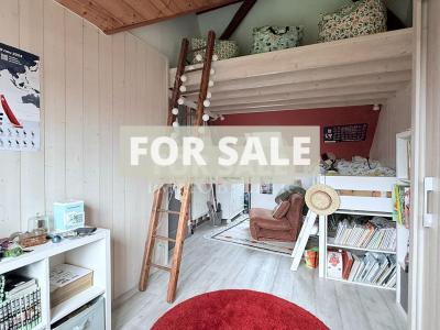 Beautiful Family Home with Garden