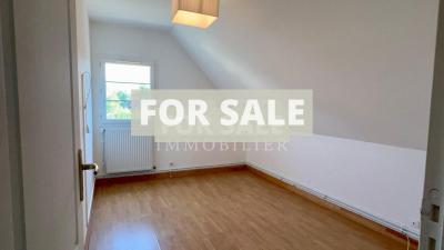 Detached House with Landscaped Garden