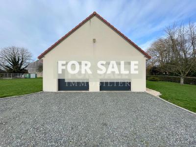 Detached House with Landscaped Garden