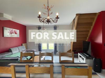 Detached House with Landscaped Garden