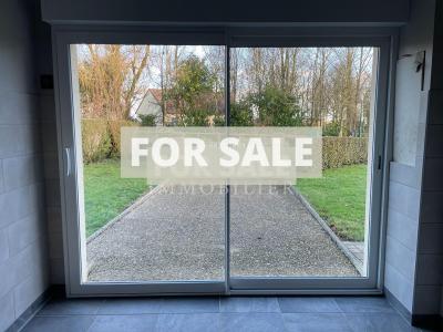 Detached House with Landscaped Garden