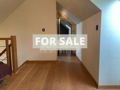 Detached House with Landscaped Garden