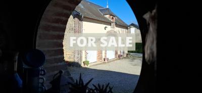 Maison De Maitre, Manor House with Gardens