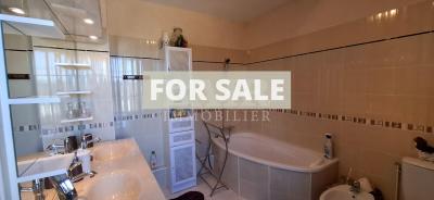 Maison De Maitre, Manor House with Gardens