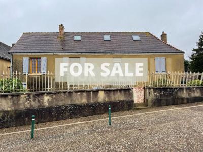 Detached House with Attached Outbuilding