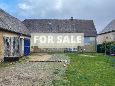 Detached House with Attached Outbuilding