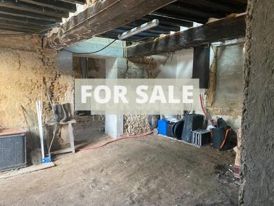 Detached Country House with Outbuilding