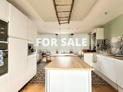 Magnificent Town House with Garden