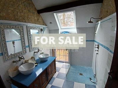 Detached Country House with Lovely Garden