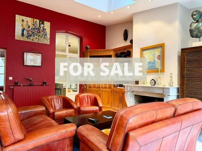 Magnificent Town House in Historic Sector