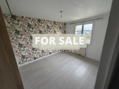 Detached Country House with Garden