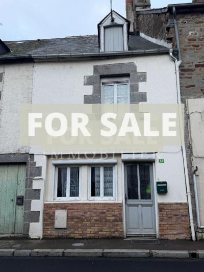 Traditional House with Garden