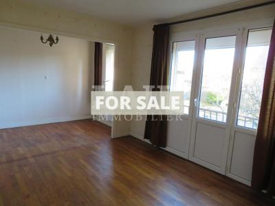 Traditional House with Garden