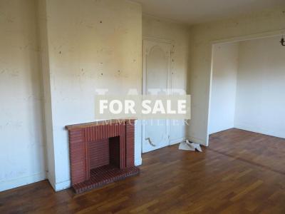 Traditional House with Garden