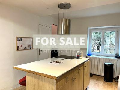 Town House with Neat Garden