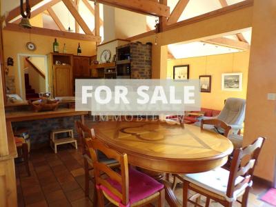 Detached Country House with Landscaped Garden