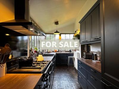 Former Presbytery in Quiet Location