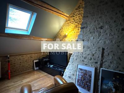 Former Presbytery in Quiet Location