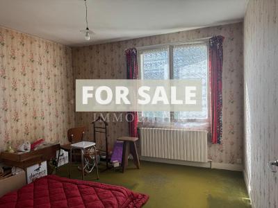 Detached House with Over One Acre Garden