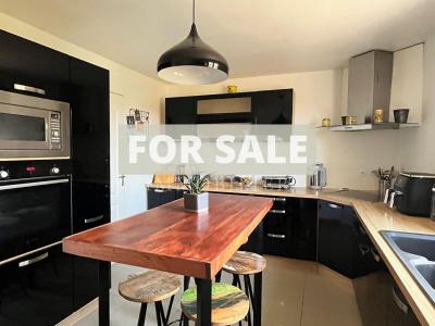 Detached House with Landscaped Garden