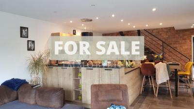 Detached House with Landscaped Garden