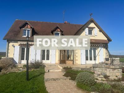 Impressive Detached House with Landscaped Garden