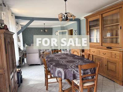 Detached House with Garden and Open View