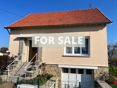 Detached House with Landscaped Garden