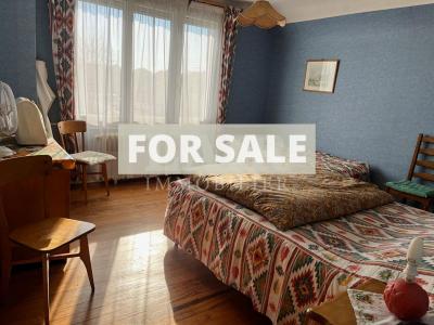 Detached House with Landscaped Garden