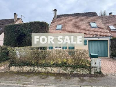 Lovely Home in a Sought after Location