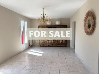 Detached House with Landscaped Garden