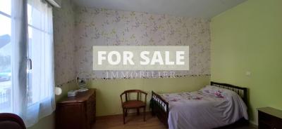 Detached House with Landscaped Garden