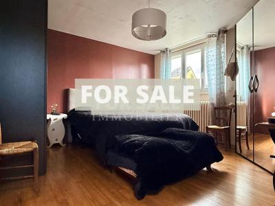 Pretty House with Parking and Private Parking