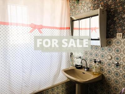 Traditional House with Garden