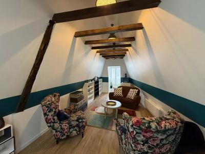 Beautifully Renovated Charming Town House