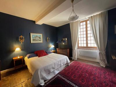 Character Property In Historic Setting