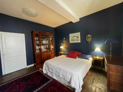 Character Property In Historic Setting