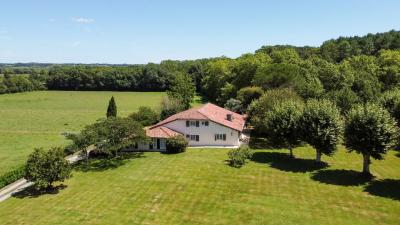 Exceptional Country Property with Pool and Land