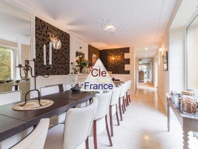 Maison / Villa Avec Dependance