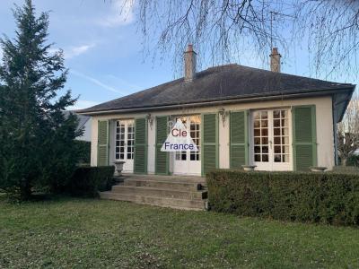 Charming Detached House and Garden