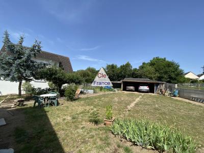 Detached House with Garden