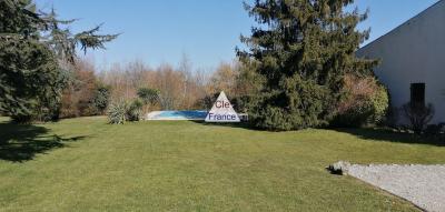 A Rouffiac, Jolie Propriete Avec Parc De 9000ma