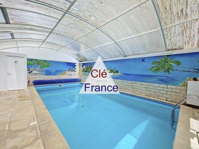 Detached Country House with Swimming Pool